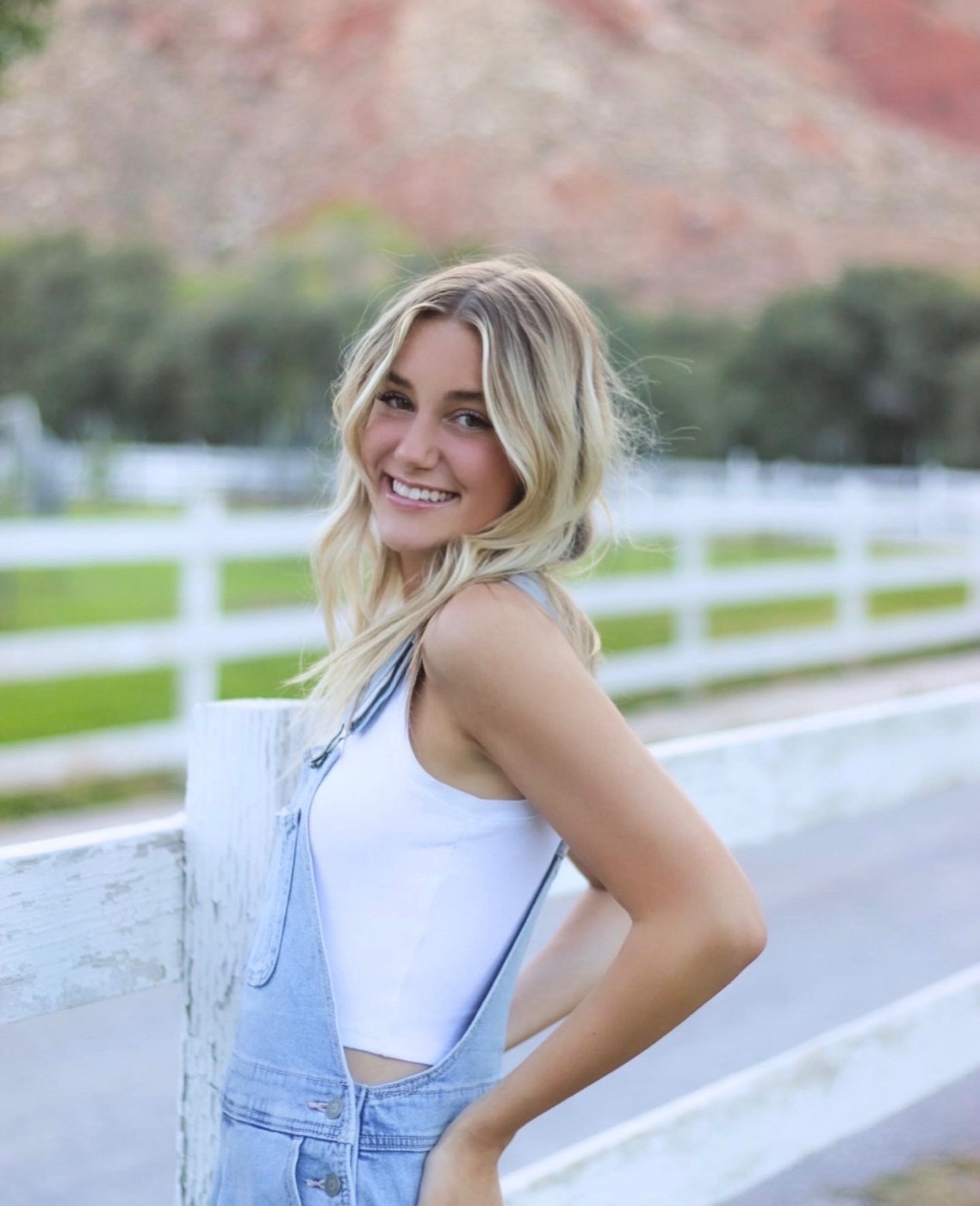 Ellie Batley, Stylist & Colorist at Wilde Willow.
